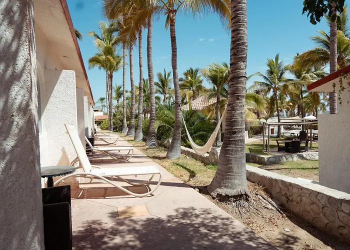 Hotel Buena Vista Oceanfront & Hot Springs 3*