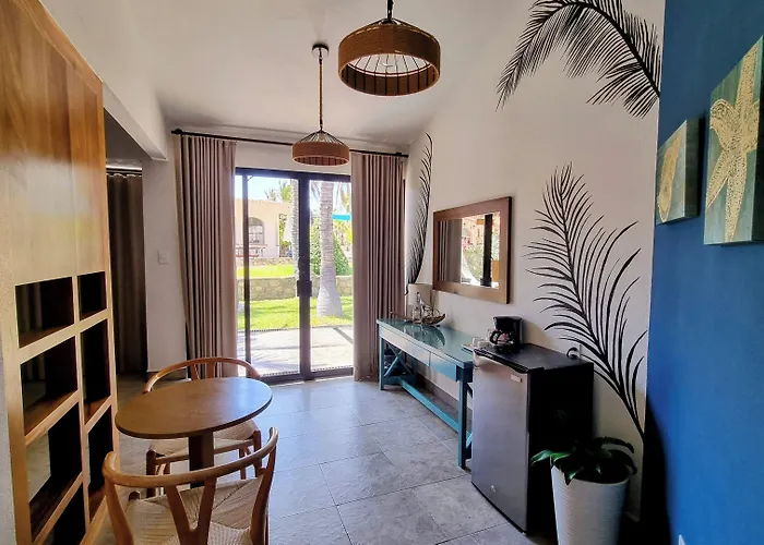 Buena Vista Oceanfront & Hot Springs Hotel 3*