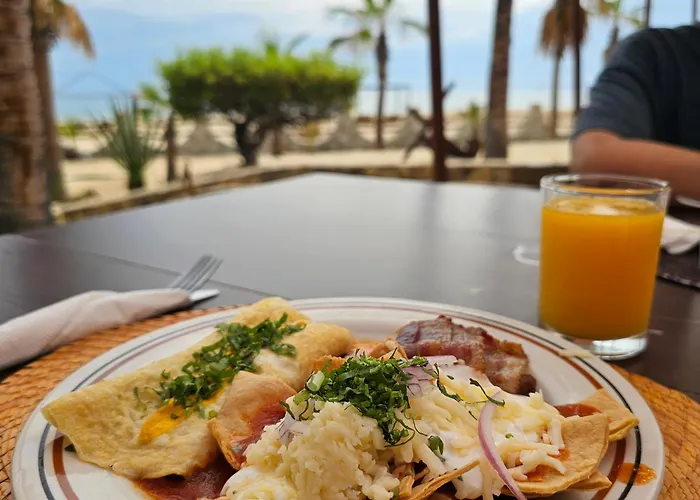 Buena Vista Oceanfront & Hot Springs Hotel